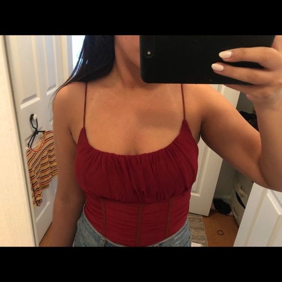 Buister Ruched Tank Top - Picture 4 of 4